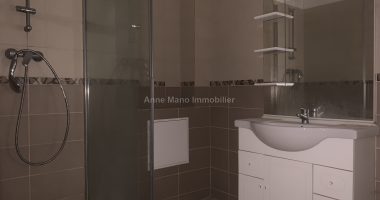 88d8f9ba.jpg
