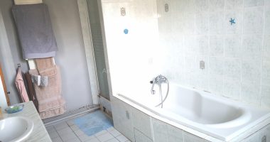 894a1f24.jpg